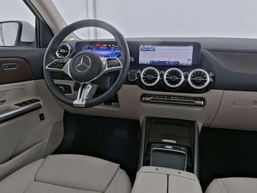 Mercedes EQA 250 — photo 6