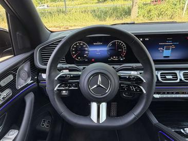 Mercedes GLE 400 E — photo 21