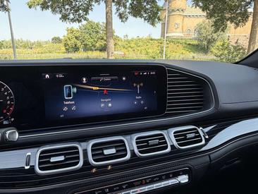 Mercedes GLE 400 E — photo 26