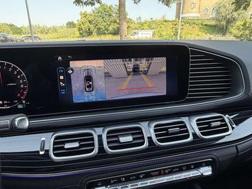 Mercedes GLE 400 E — photo 31