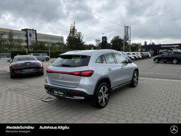 Mercedes EQA 250 — photo 4