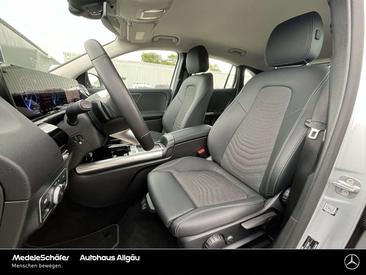 Mercedes EQA 250 — photo 9