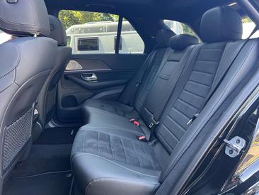 Mercedes GLE 400 E — photo 22