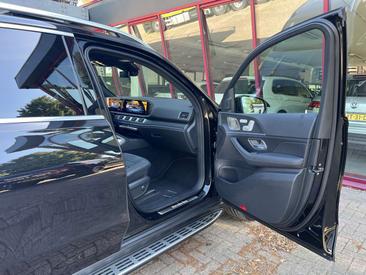 Mercedes GLE 400 E — photo 36