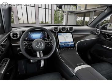 Mercedes GLC 400 E — photo 7