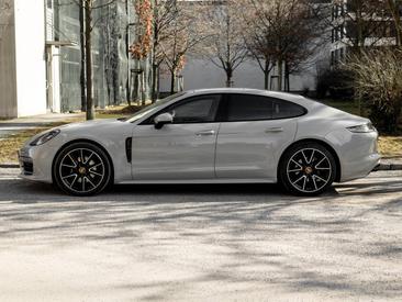 Porsche Panamera 4 Platinum Edition — photo 2