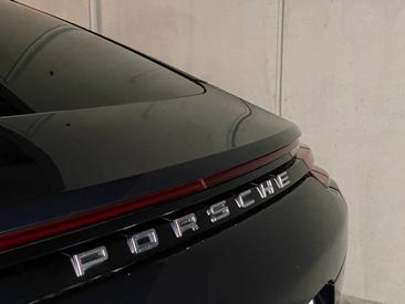 Porsche Panamera 4 E-Hybrid — photo 10