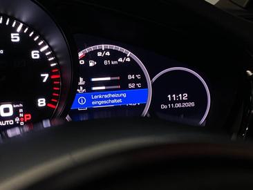 Porsche Panamera 4 E-Hybrid — photo 17