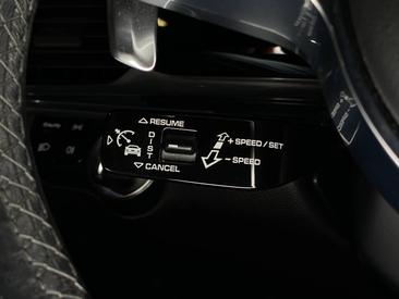Porsche Panamera 4 E-Hybrid — photo 20