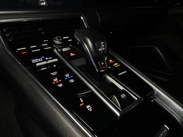 Porsche Panamera 4 E-Hybrid — photo 23