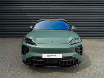 Porsche Cayenne III Turbo Electric — photo 9