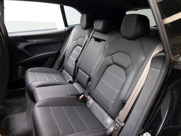 Porsche Cayenne III Turbo Electric — photo 14