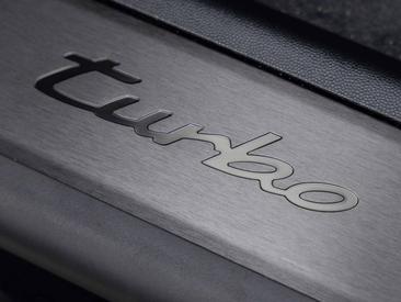 Porsche Cayenne III Turbo Electric — photo 23