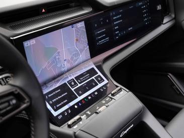 Porsche Cayenne III Turbo Electric — photo 30