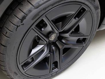 Porsche Cayenne III Turbo Electric — photo 34