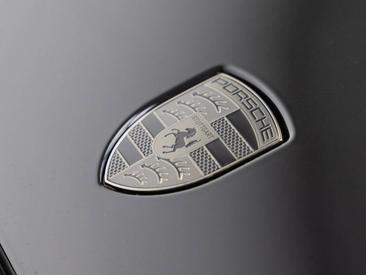 Porsche Cayenne III Turbo Electric — photo 35