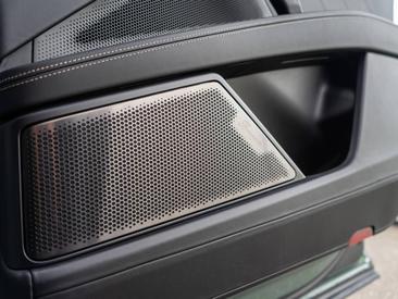 Porsche Cayenne III Turbo Electric — photo 34