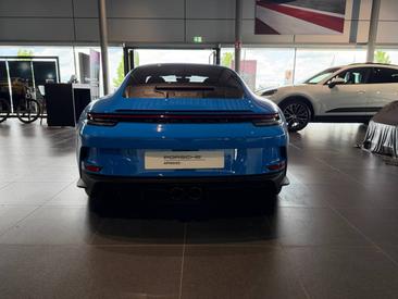 Porsche 911 GT3 — photo 8
