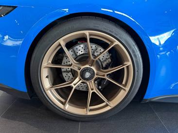 Porsche 911 GT3 — photo 12