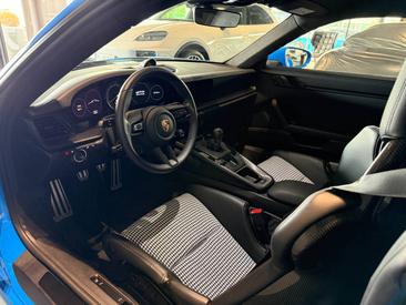 Porsche 911 GT3 — photo 14