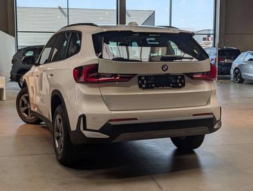 BMW X1 SDrive20d — photo 4