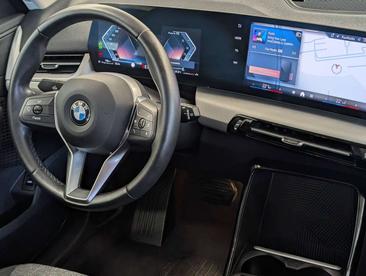 BMW X1 SDrive20d — photo 9