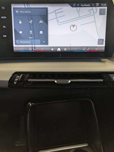 BMW X1 SDrive20d — photo 13