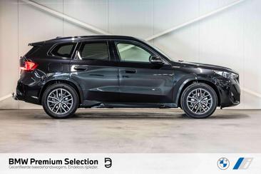 BMW IX1 EDrive20 — photo 2