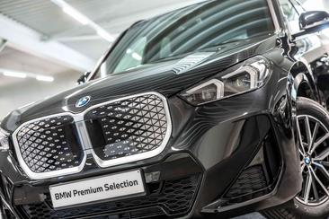 BMW IX1 EDrive20 — photo 28