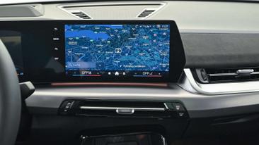 BMW X2 SDrive20d — photo 13