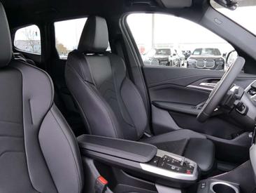 BMW X1 SDrive18i — photo 6