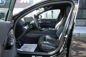 BMW I5 Touring XDrive40 — photo 9