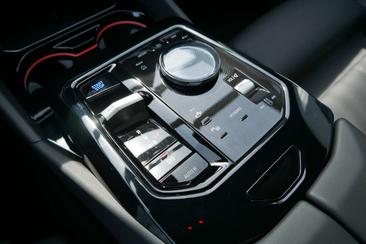 BMW I5 Touring XDrive40 — photo 22