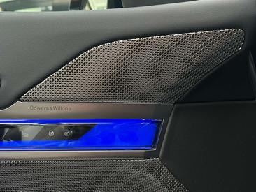 BMW Série 7 Berline 740d — photo 25