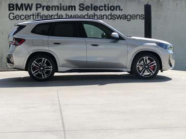 BMW IX1 EDrive20 — photo 2