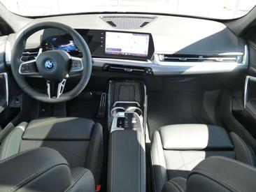 BMW IX1 EDrive20 — photo 6