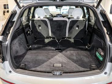 Volvo EX90 Twin Motor — photo 10