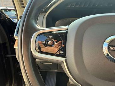 Volvo XC90 B6 AWD — photo 16