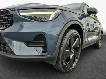 Volvo XC40 B3 — photo 7