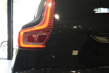 Volvo EX40 Single Motor Extended Range — photo 8
