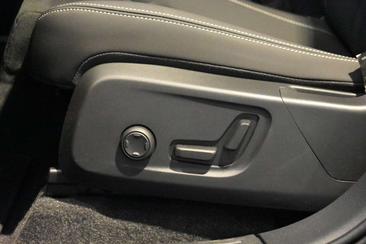 Volvo EX40 Single Motor Extended Range — photo 16