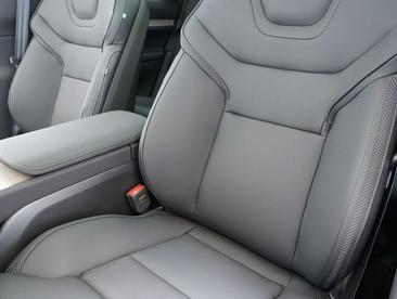 Volvo EX90 Twin Motor — photo 13
