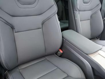 Volvo EX90 Twin Motor — photo 14