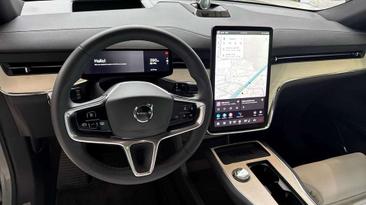 Volvo EX90 Twin Motor — photo 10