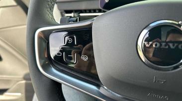 Volvo EX90 Twin Motor — photo 17