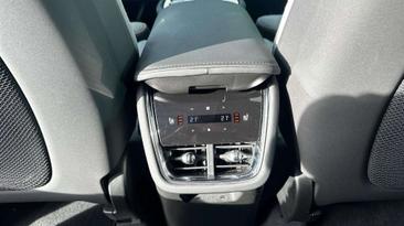 Volvo EX90 Twin Motor — photo 24