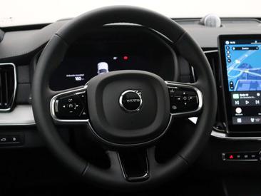 Volvo XC90 T6 Recharge AWD — photo 28