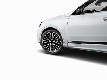Audi SQ7 TFSI — photo 5
