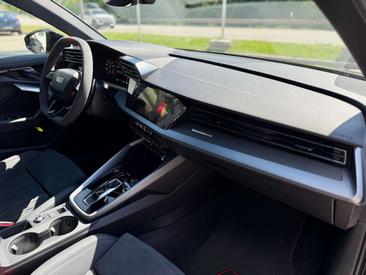 Audi RS3 Sportback — photo 11