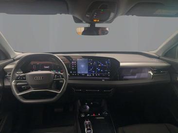 Audi Q6 E-tron Q6 SUV E-tron Blue Performance 225 KW — photo 10